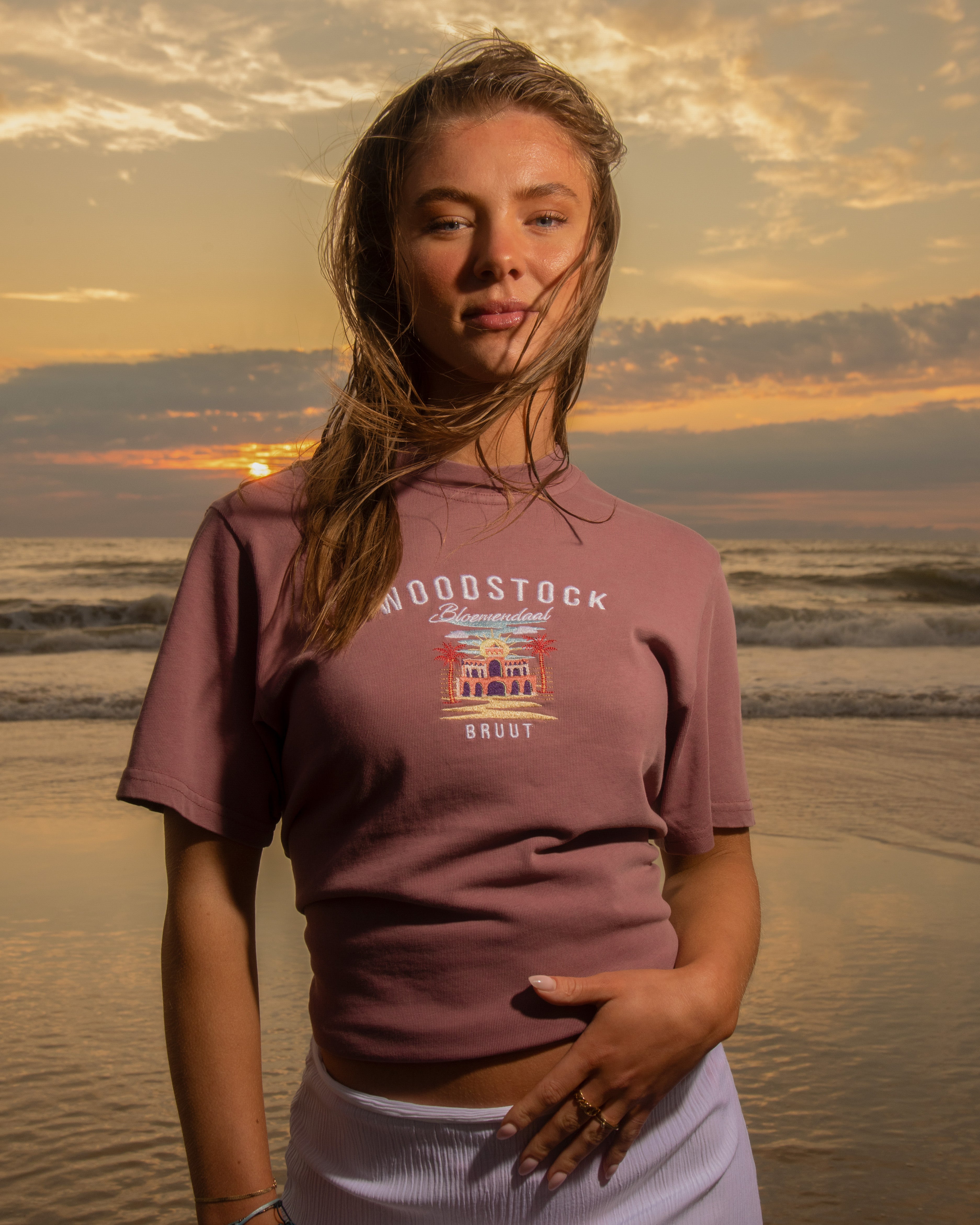 Bruut x Woodstock Washed T-Shirt [RED]